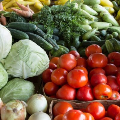Aug. 15 pick up, Good Food Box, medium box, 25-30 lbs of fruits and vegetables
